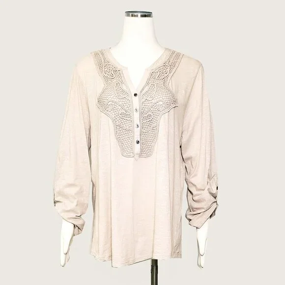 ** Style&co. Top with Applique - Picture 1 of 9